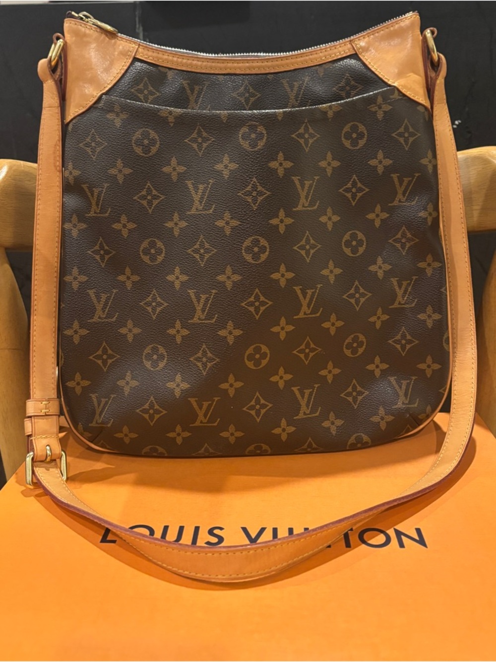 Louis Vuitton Odeon MM Monogram Canvas Shoulder/Cross-body Bag